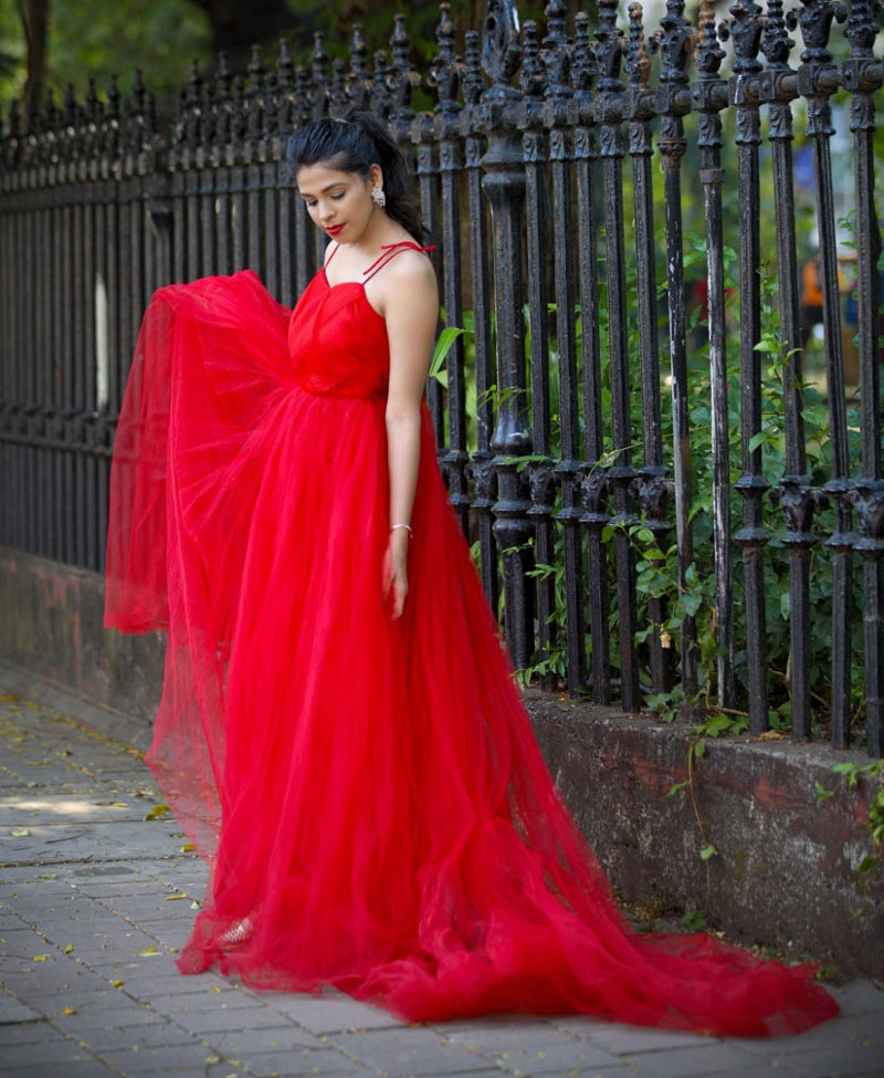 Red Net Sleeveless Trail Gown
