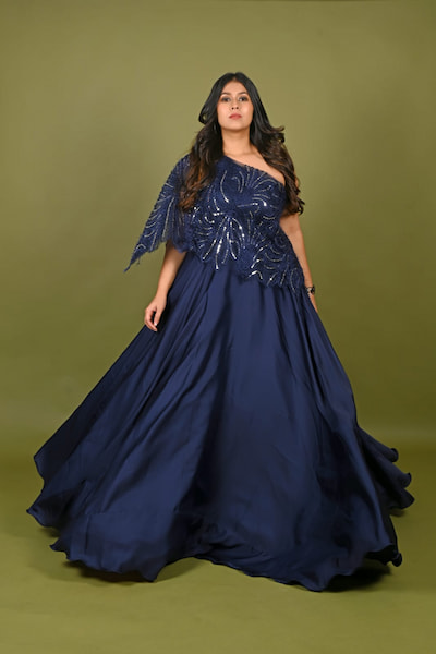 party-gown-slide-img-01