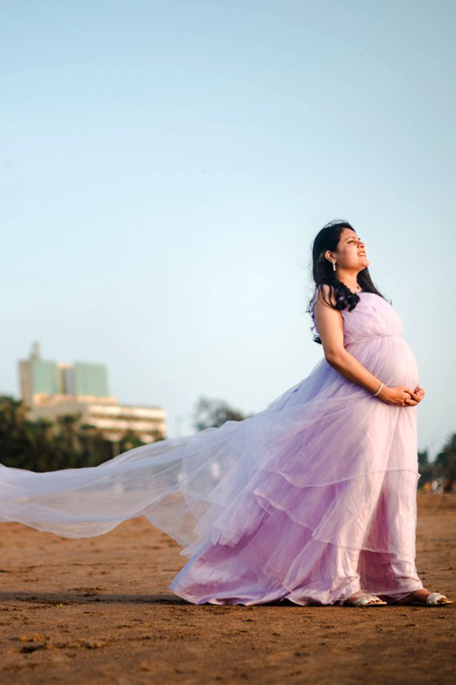 Lavender Net Layered Trail Gown With Detachable Sleeves - Image 2