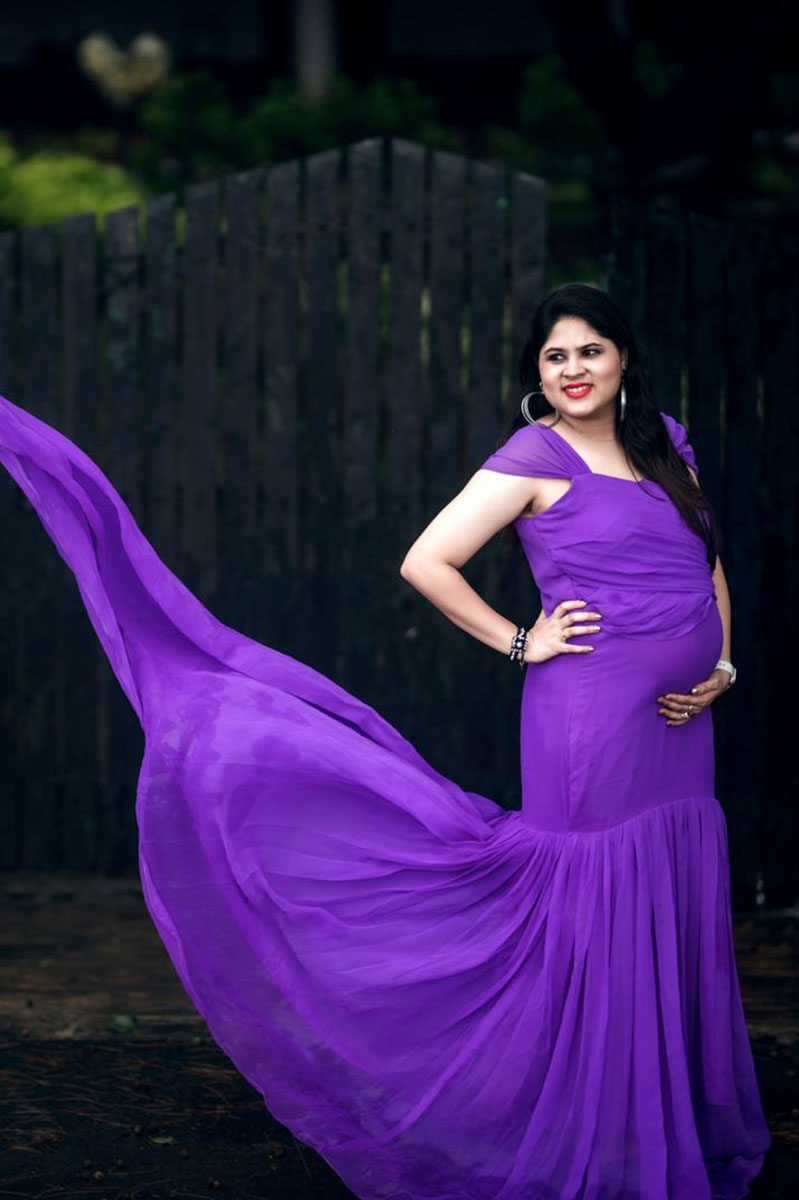 Lilac Fishtail Maternity Gown - Image 2