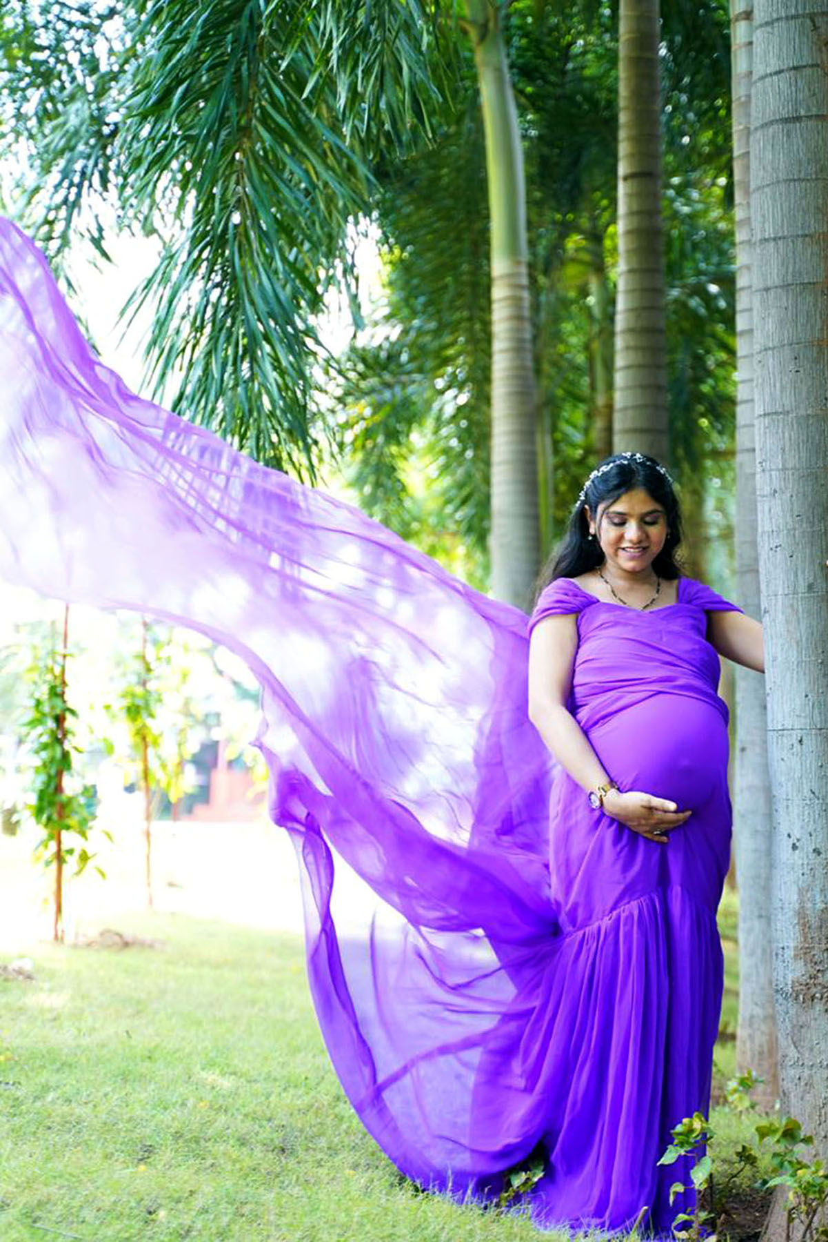 Lilac Fishtail Maternity Gown - Image 3
