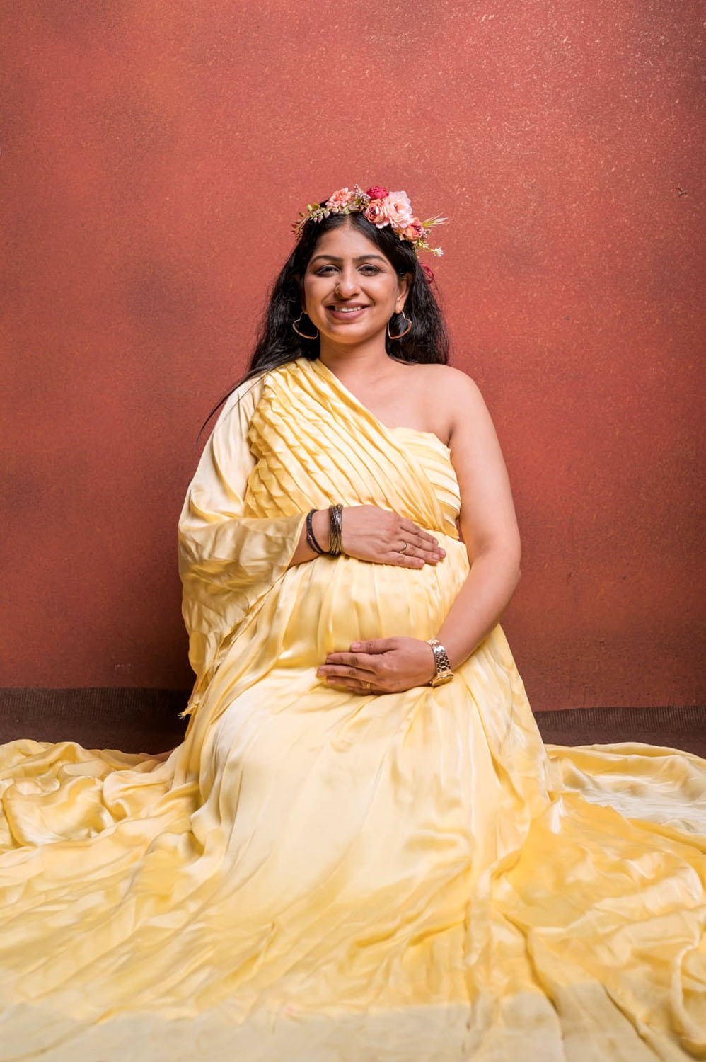 Yellow Satin One-shoulder Detachable Trail Gown